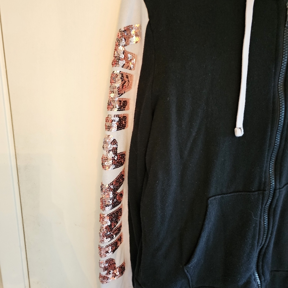 Victoria Secret Pink sequined sweat suit. Sweatshirt is small pants xs. - Picture 14 of 16